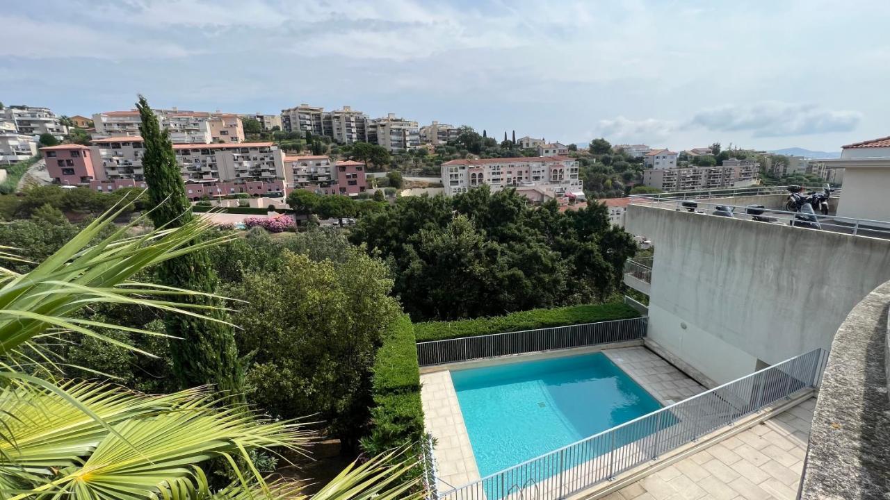 La Villa Ondine - Spacieux Appartement Sur Les Collines Nicoises - Piscine - 2 Parkings - Clim - Wifi Ница Екстериор снимка